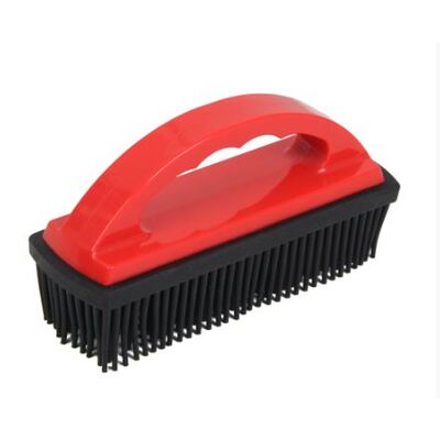 120350: Brosse à main en caoutchouc